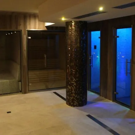 & Real Anayet Hotel Canfranc