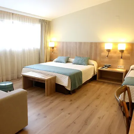 & Real Anayet Hotell 4*