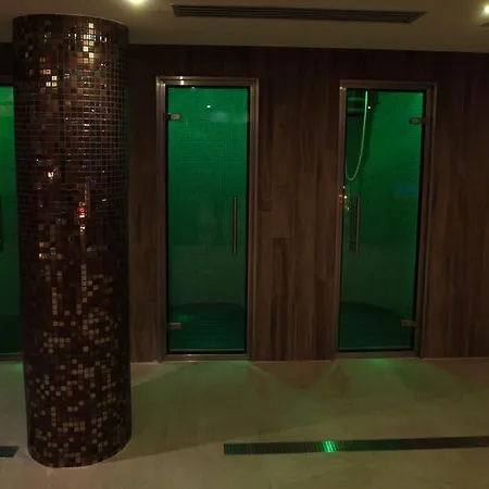& Real Anayet Hotel