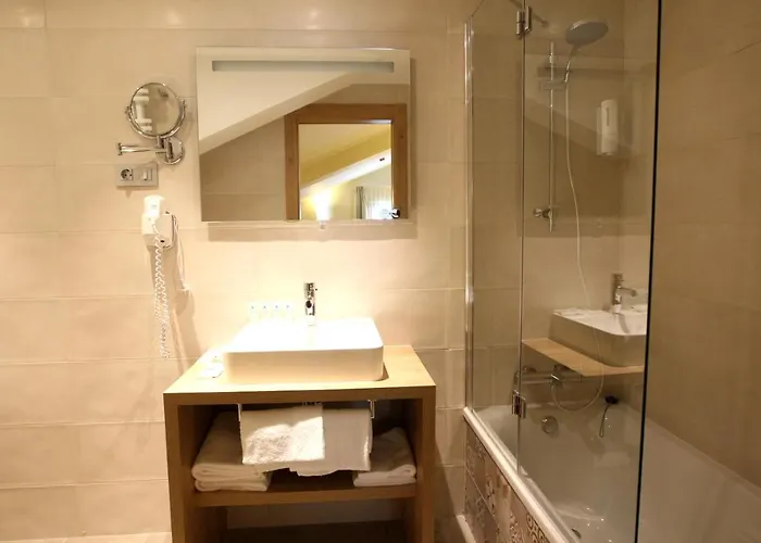 & Real Anayet Hotell Canfranc