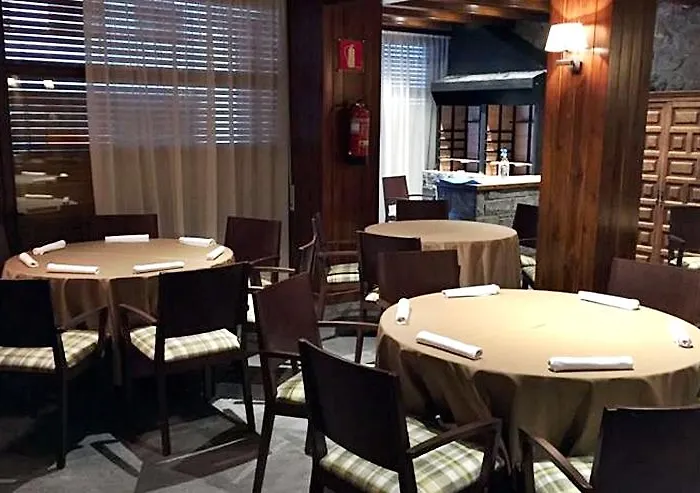 & Real Anayet קאנפראנק