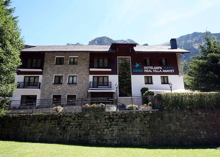 & Real Anayet Hotell 4*