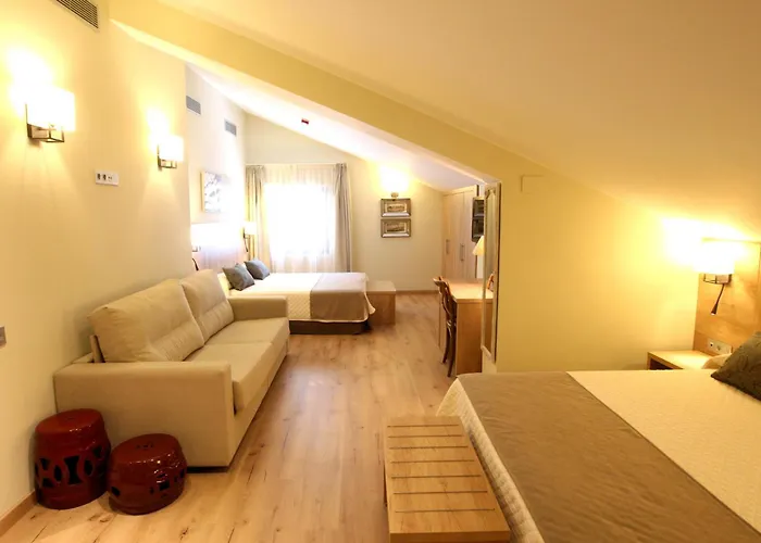 & Real Anayet 4* Canfranc